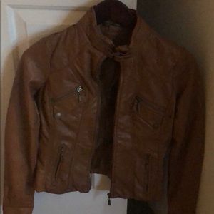 Cognac color jacket worn once XS no wear and tear!